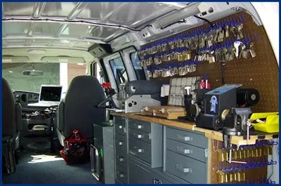 Advantage Locksmith Store Streamwood, IL 630-402-6244 - 2-mobile-locksmith